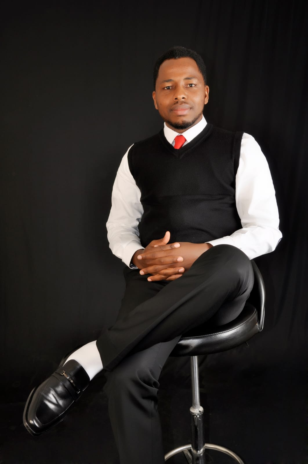 Martins Itua, Principal Managing Partner